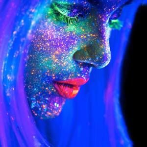 Meet your Posher, Violeta